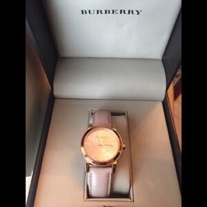 🌺Host’s Pick x 2🌺 Authentic Burberry Rose Gold Tone Leather Watch BU9109 Swiss